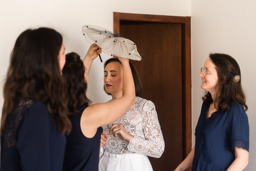 photographe mariage Mimizan mise en place accessoire mariée