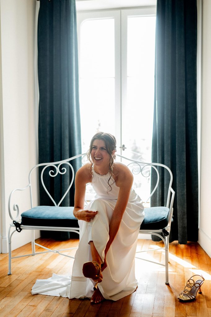 Préparatifs de la mariée au Domaine de la Fauconnie en Dordogne