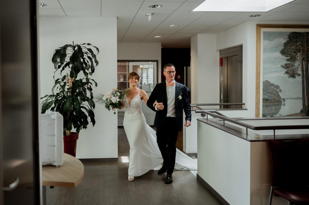 entrée des mariés mairie mariage civil Landes