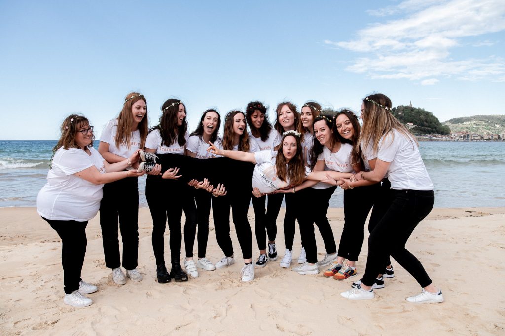 EVJF plage saut groupe Saint Sébastien