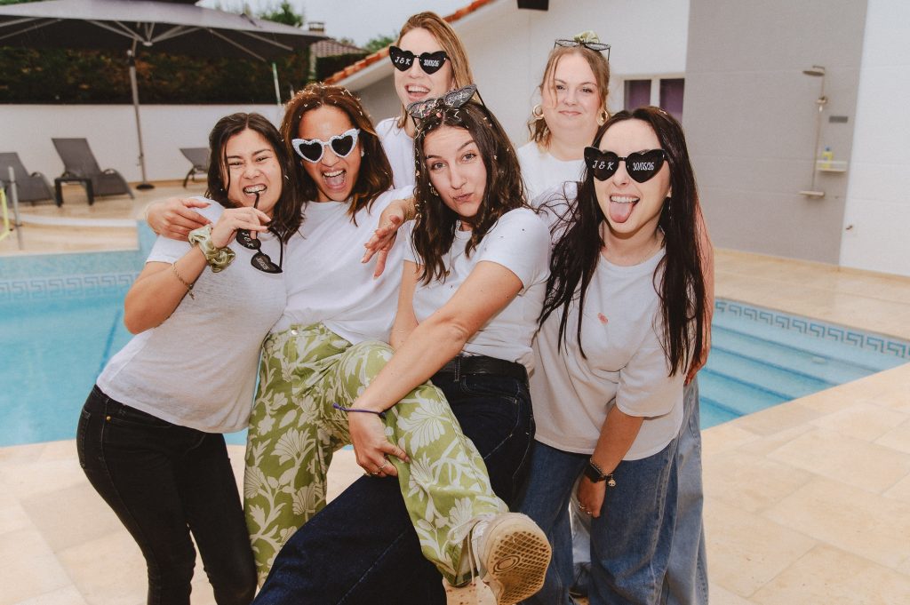 photo evjf sous la pluie dans les landes