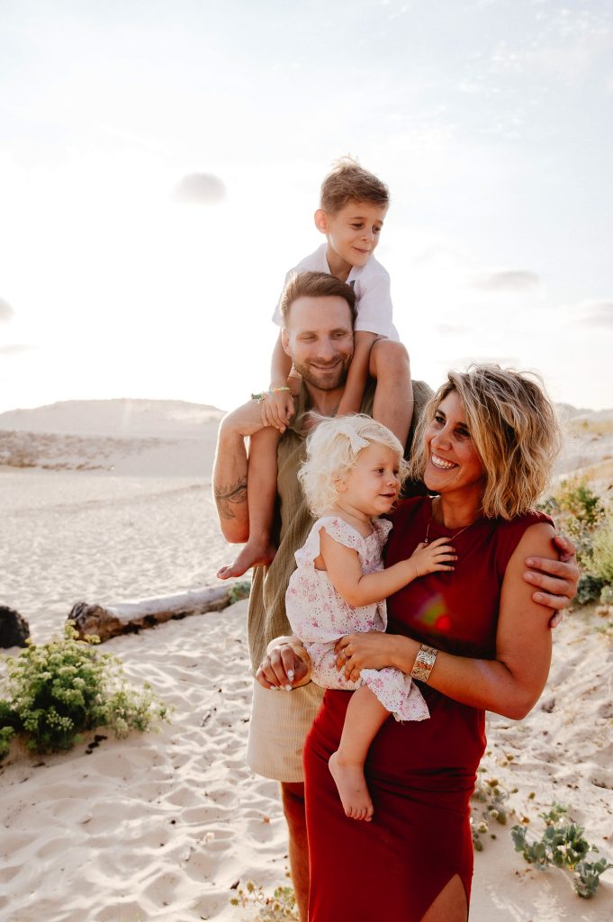 photographe famille Mimizan séance naturelle parents et enfants