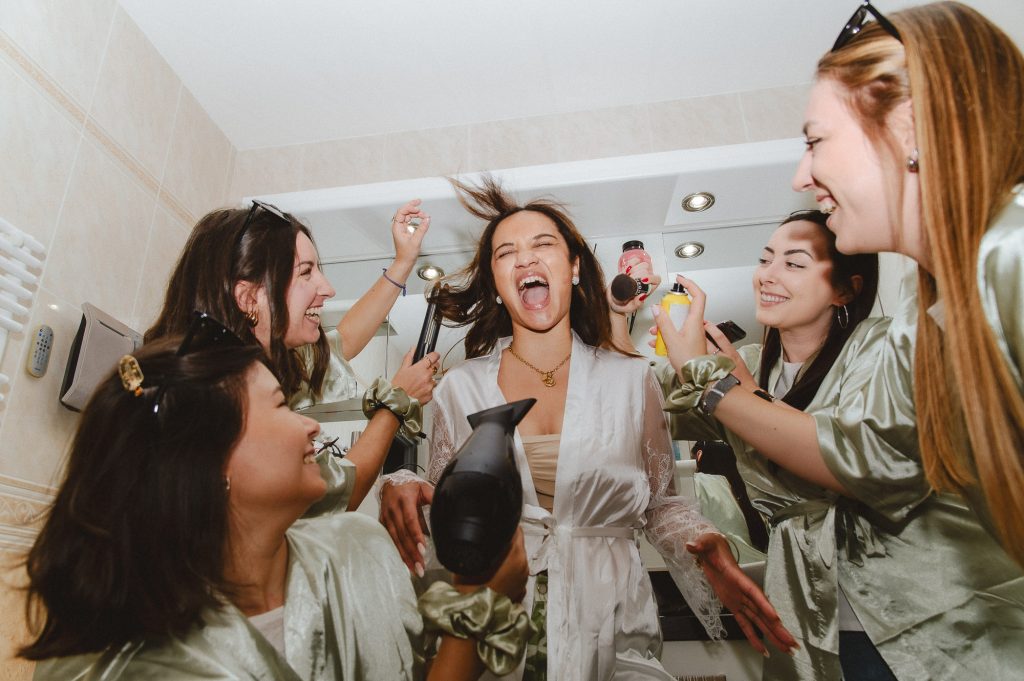 moment fun dans la salle de bain evjf landes